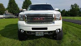 2012 GMC 2500 HD Duramax Denali lifted 4 x 4 only 25k Miles image 2