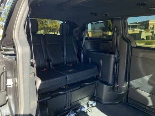 2016 Dodge Grand Caravan R/T Power Side-EntryWheelchair Van Automatic 4-Door V image 5