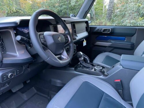 2021 Ford Bronco SUV Blue 4WD Automatic FIRST EDITION image 5