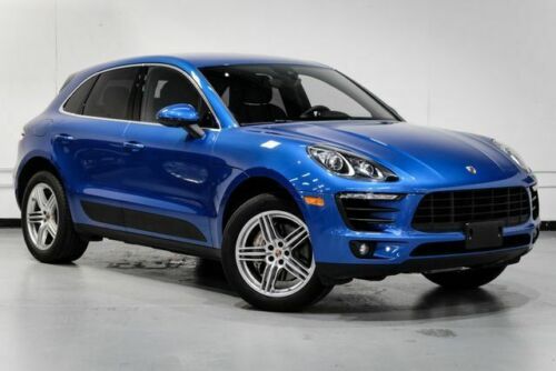 BLUE Porsche Macan with 54900 Miles available now! image 3