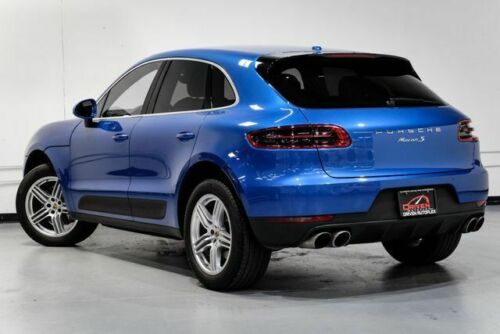 BLUE Porsche Macan with 54900 Miles available now! image 7