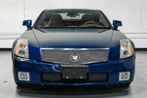 BLUE Cadillac XLR with 61602 Miles available now! image 2