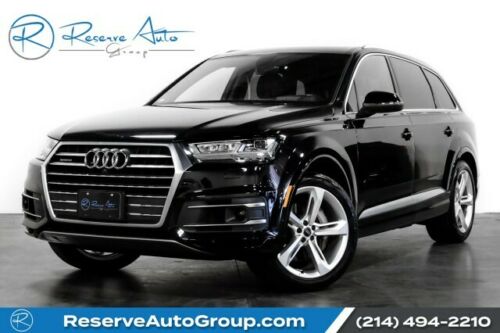 2019  Q7, Orca Black Metallic with 23998 Miles available now!