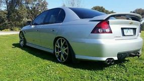 Holden Commodore SS (2005)VZ SS image 2