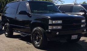 1998 Chevrolet Tahoe 2 Door Onyx Black Well Maintained And Upgraded 4x4