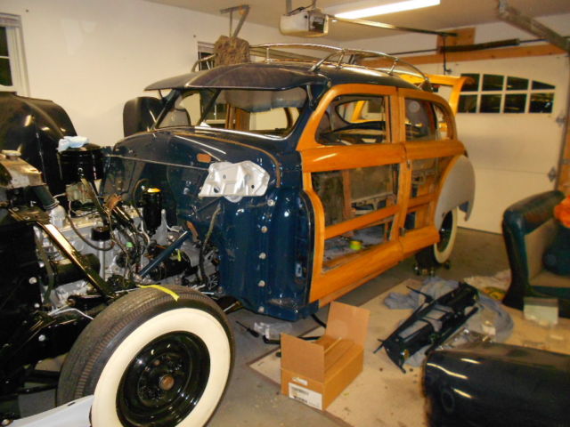 1937 Chrysler Town and Country,Woodie