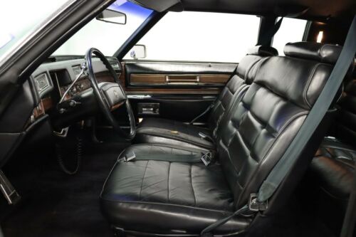 Sharp Vintage Caddy! 9k Miles on Rebuilt 425 V8 & Trans, Orig Paint/Interior image 4