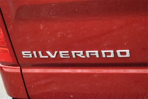2022 Chevrolet Silverado 1500 LT 0 Cherry Red Tintcoat 4D Crew Cab EcoTec3 5.3L image 4