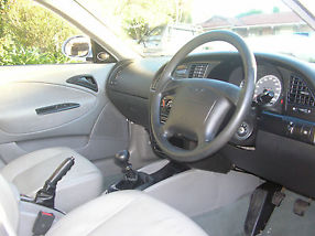 Daewoo Nubira Limited Edition - MY2003 J150 CDX Sedan - Great Car - Drives Well image 7