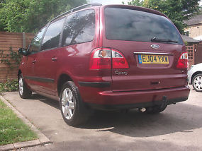 2004 Ford Galaxy Ghia ***Low Mileage*** DVD player, Cycle Rack, Roof Box. image 3