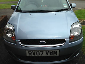 Ford Fiesta 1.25 Zetec 3dr Climate image 3