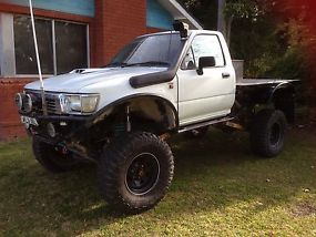 Toyota Hilux 1995, 1kz 3.0l, Highly modified, engineers, comp truck, no reserve image 1