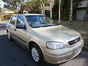 Holden Astra City (2005) 4D Sedan 5 SP Manual (1.8L - Multi Point F/INJ) 5 SeatH image 2