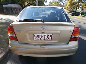 Holden Astra City (2005) 4D Sedan 5 SP Manual (1.8L - Multi Point F/INJ) 5 SeatH image 3