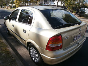 Holden Astra City (2005) 4D Sedan 5 SP Manual (1.8L - Multi Point F/INJ) 5 SeatH image 4