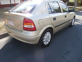 Holden Astra City (2005) 4D Sedan 5 SP Manual (1.8L - Multi Point F/INJ) 5 SeatH image 5