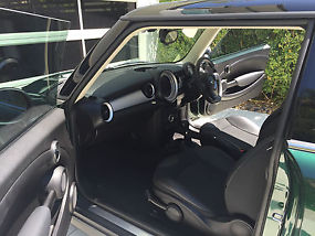 MINI Cooper Chilli (2011) 2D Hatchback Manual (1.6L - Multi Point F/INJ) 4 Seats image 3
