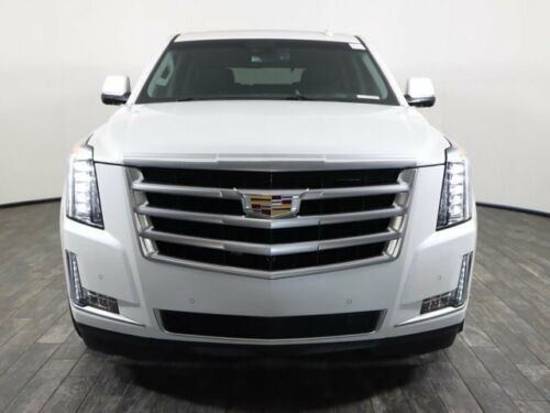 Off Lease Only 2016 Cadillac Escalade Luxury 4X4 Gas V8 6.2L/376 image 2