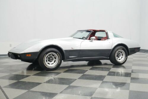 Classic vintage Corvette Anniversary Edition image 6