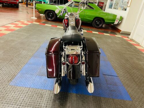 Other Color Harley Davidson Road King with 28,123 Miles available now! image 2