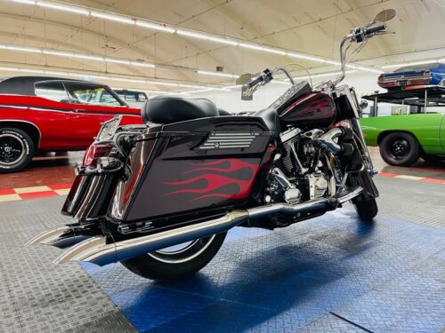 Other Color Harley Davidson Road King with 28,123 Miles available now! image 3