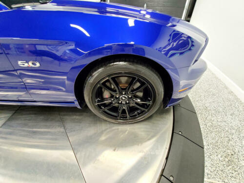 2013 Ford Mustang, Blue with 31865 Miles available now! image 3