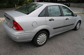 2002 FORD FOCUS LX - LOW MILEAGE 90074 MILES - NO RESERVE - image 5