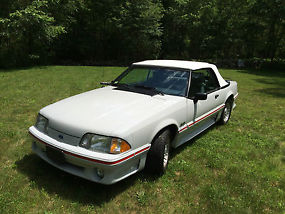 Ford: Mustang GT image 1