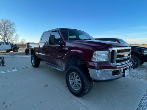 2005  F-350 Super Duty Pickup Red 4WD Automatic SRW SUPER DUTY 2 owners
