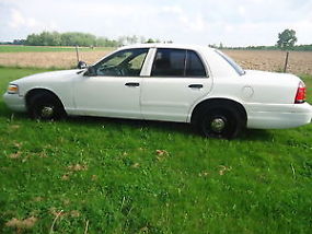 2004 Ford Crown Victoria P71 Police Car image 1