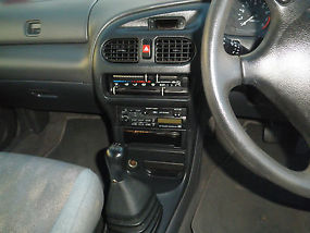 Ford Laser Lxi 1998 image 6