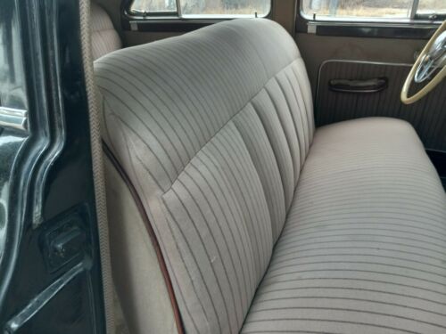 1950 Packard Super Deluxe touring sedan image 3