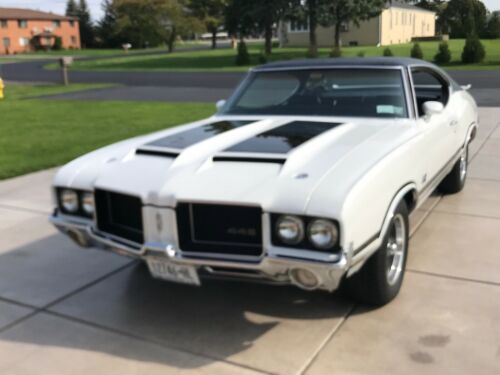1971 Oldsmobile Cutlass Coupe White RWD Automatic 442 image 2