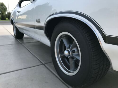 1971 Oldsmobile Cutlass Coupe White RWD Automatic 442 image 6