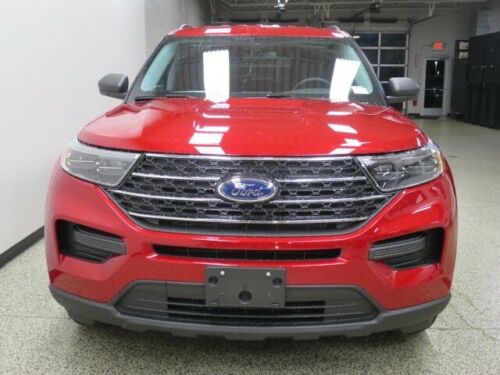 2022 Ford Explorer, Red with 2 Miles available now! image 4