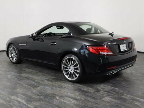 Off Lease Only 2017 Mercedes-Benz SLC-Class SLC 300 Convertible RWD Intercooled image 7