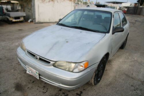 2000 Toyota Corolla CE 4 Cylinder Automatic NO RESERVE image 1