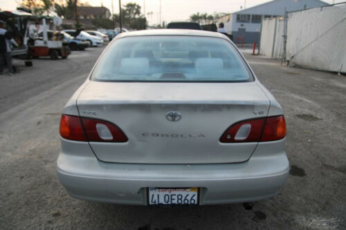 2000 Toyota Corolla CE 4 Cylinder Automatic NO RESERVE image 4