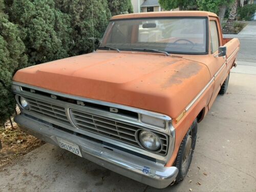 1974  F100 California Truck. 6 Cylinder with 3 in the tree Manual tranny