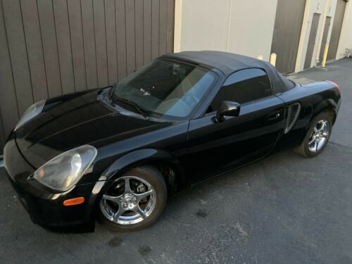 TOYOTA MR2 SPYDER LOW MILES GREAT CONDITION MANUAL TRANSMISSION image 5