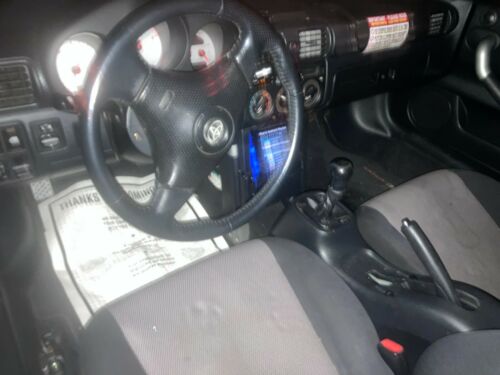 TOYOTA MR2 SPYDER LOW MILES GREAT CONDITION MANUAL TRANSMISSION image 7