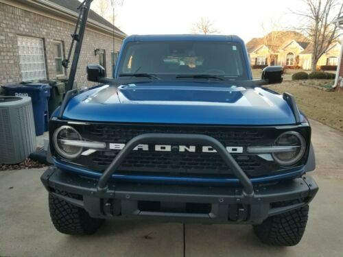2021 FORD BRONCO FIRST EDITION LIGHTNING BLUE image 3