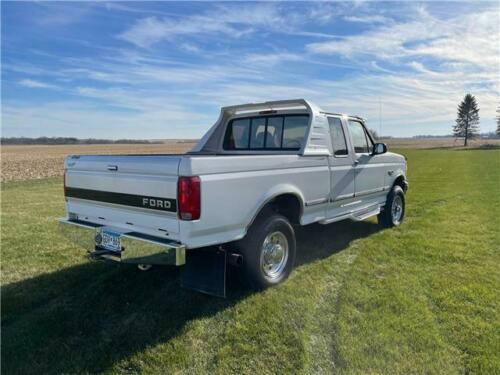1996 Ford F-250 Low Miles, Ext. Condition, Never Seen Winter! Diesel 8 Cylinder image 6