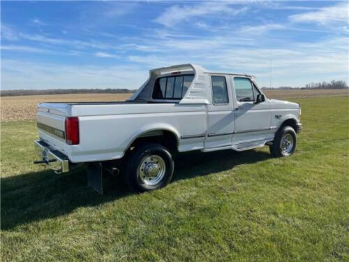1996 Ford F-250 Low Miles, Ext. Condition, Never Seen Winter! Diesel 8 Cylinder image 7
