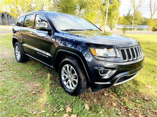 2015 Grand Cherokee LIMITED AWDwith 97,936 Miles available now!