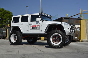 American Force - Custom Built 2013 Jeep Wrangler Sahara 1500 miles. image 4