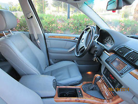 2002 BMW X5 3.0i Sport Utility 4-Door 3.0L Premium, Nav, Heated Seats, Clean image 8