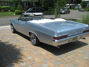 1966 Chevrolet Impala Convertible image 6