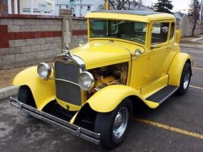Ford : Model A 5 WINDOW COUPE image 2