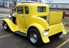 Ford : Model A 5 WINDOW COUPE image 3